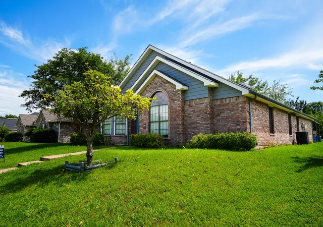 Homes for sale in Rowlett, TX | 8809 Pheasant Run Dr, Rowlett, TX 75089 | MLS# 21293249
