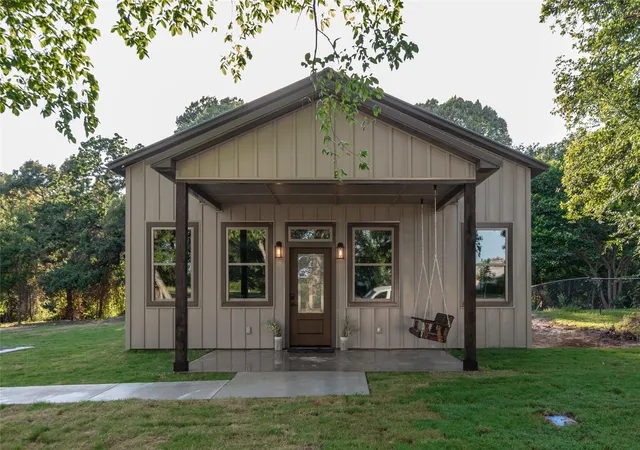 Photo 1 of Single family home for sale at 170 Rs County Rd 3445 Rd, Emory, TX 75440 | MLS# 21293253 | Listing updated on 2026-08-22