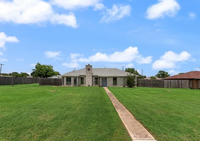 4th image of 3517 Sachse Rd, Sachse, TX 75048 | MLS# 21283075