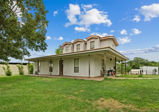 Photo 4 of House for sale at 132 County Road 267, Cameron, TX 76520 | MLS# 21291441 | Listing updated on 2026-07-28