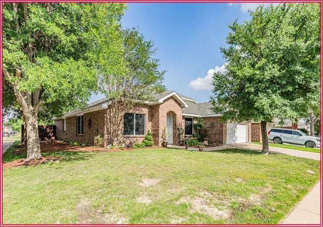 1st image of 8505 Santa Ana Dr, Fort Worth, TX 76131 | MLS# 21292750