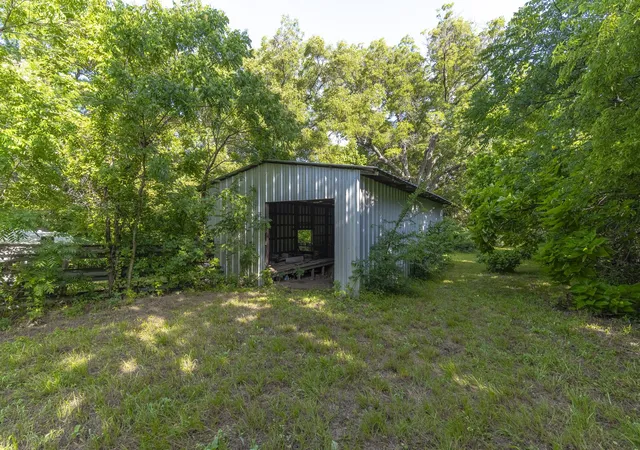 Photo 3 of Land for sale at 404 W Oak St, Mansfield, TX 76063 | MLS# 21288988 | Listing updated on 2026-10-06