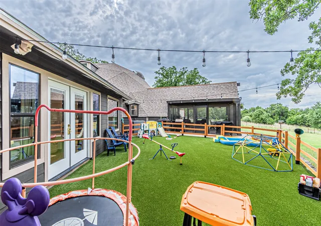 Photo 2 of Single family home for sale at 4505 Hunters Glen Ct, Granbury, TX 76048 | MLS# 21290680 | Listing updated on 2026-07-19