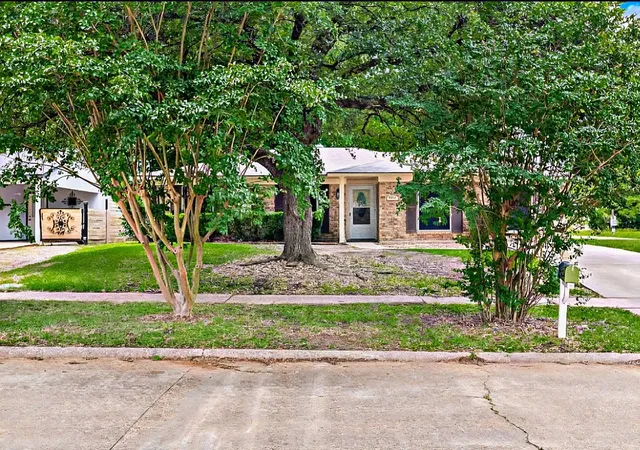 Photo 1 of Single family home for sale at 9000 Lone Oak, Shreveport, LA 71118 | MLS# 21292762 | Listing updated on 2026-08-29