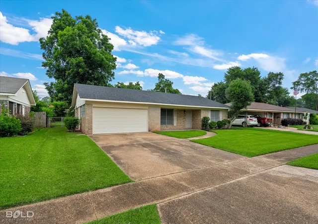 Photo 3 of Single family home for sale at 254 Peyton Colquitt Pl, Shreveport, LA 71115 | MLS# 21293319 | Listing updated on 2026-08-22