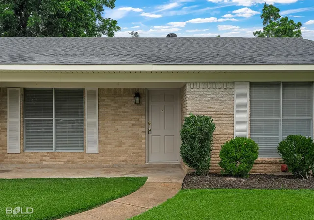 Photo 4 of Single family home for sale at 254 Peyton Colquitt Pl, Shreveport, LA 71115 | MLS# 21293319 | Listing updated on 2026-08-22