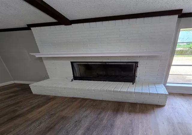 Photo 4 of Single family home for sale at 713 N Spears St, Alvarado, TX 76009 | MLS# 21292249 | Listing updated on 2026-09-03