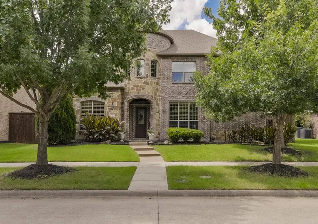 Photo 1 of Single family home for sale at 2691 Berkley Ln, Frisco, TX 75036 | MLS# 21286838 | Listing updated on 2026-08-27