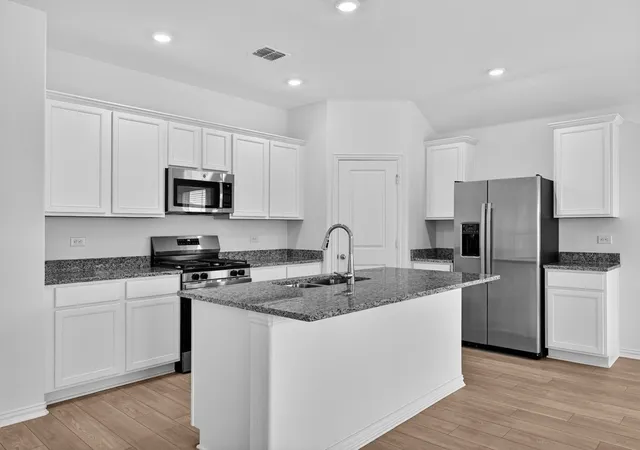 Photo 2 of Sale Pending at 2341 Buffalo Bayou Wy, Crandall, TX 75114 | MLS# 21293398 | Listing updated on 2026-09-15