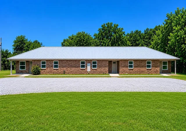 Photo 1 of Multi family home for sale at 412 W Franklin St, Alvord, TX 76225 | MLS# 21293554 | Listing updated on 2026-07-23