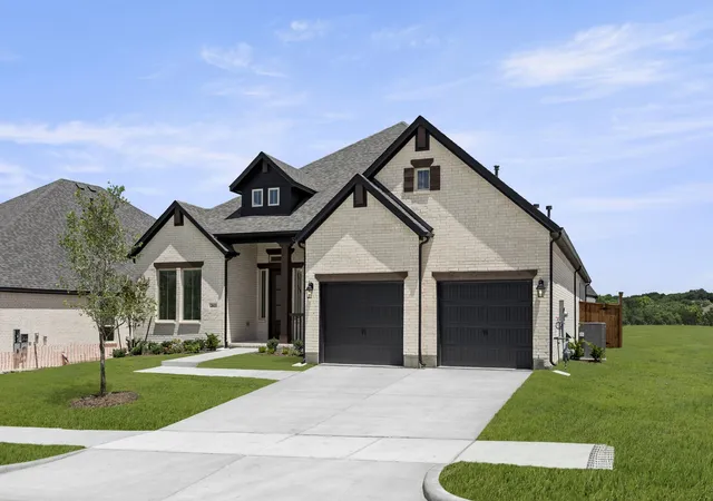 Photo 2 of Sale Pending at 2613 Emerald Shallows Dr, Mc Kinney, TX 75072 | MLS# 21293552 | Listing updated on 2026-07-11