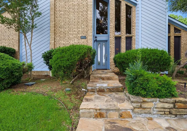 Homes for sale in Carrollton, TX | 3721 Remington Dr, Carrollton, TX 75007 | MLS# 21286514