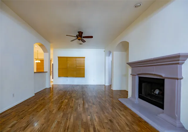 Photo 3 of Single family home for sale at 5840 Somerton Dr, Grand Prairie, TX 75052 | MLS# 21293235 | Listing updated on 2026-08-29