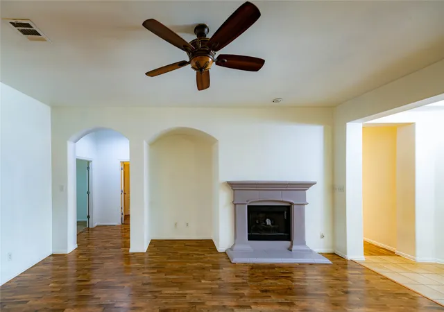 Photo 4 of Single family home for sale at 5840 Somerton Dr, Grand Prairie, TX 75052 | MLS# 21293235 | Listing updated on 2026-08-29