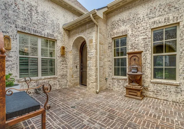 Photo 1 of Single family home for sale at 340 Columbia Ct, Prosper, TX 75078 | MLS# 21292780 | Listing updated on 2026-10-30