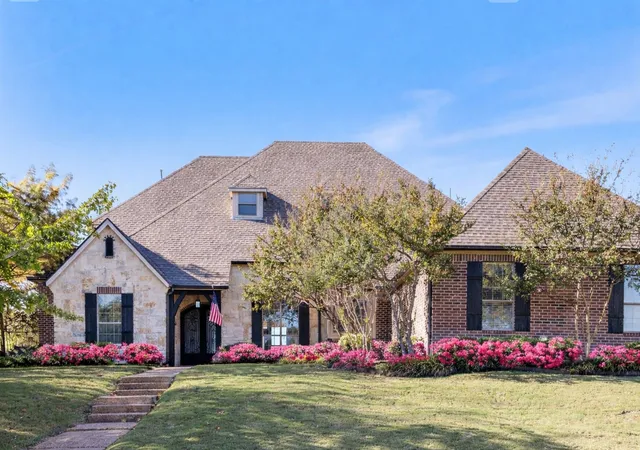 Homes for sale in Heath, TX | 164 Stoneleigh Dr, Heath, TX 75032 | MLS# 21280410