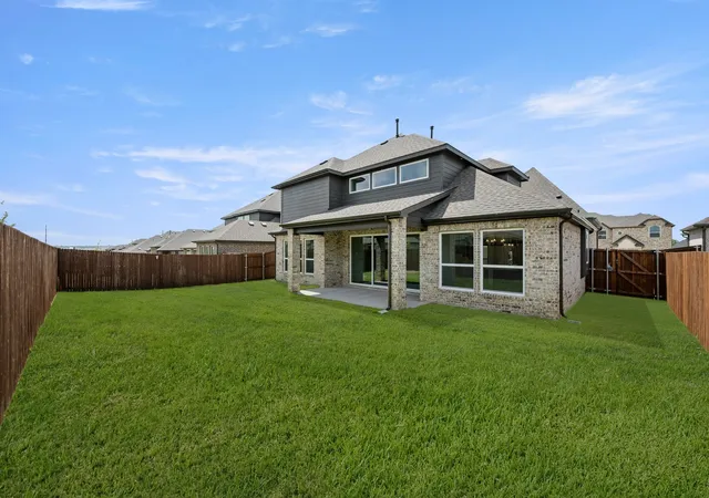 Photo 3 of Single family home for sale at 3731 Ironwood St, Midlothian, TX 76065 | MLS# 21293631 | Listing updated on 2026-08-24