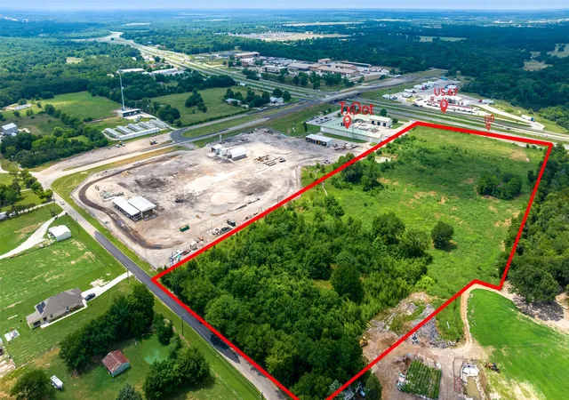 Photo 2 of Land for sale at 3101 Interstate Hwy 30, Greenville, TX 75402 | MLS# 21293666 | Listing updated on 2026-10-05