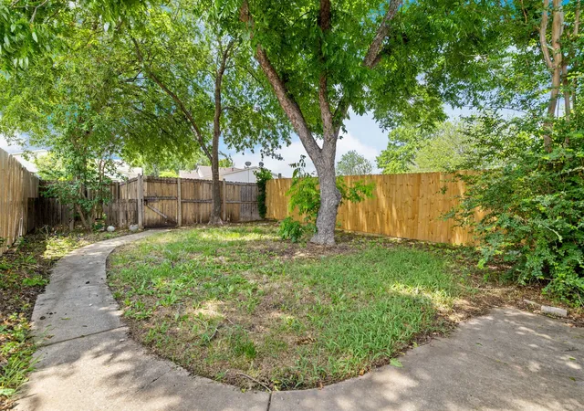 Photo 3 of Sale Pending at 4627 Chapman St, The Colony, TX 75056 | MLS# 21293462 | Listing updated on 2026-09-02