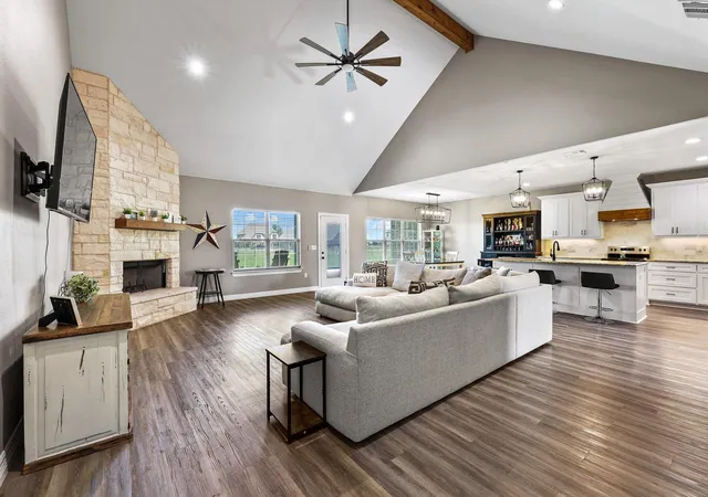 Homes for sale in Collinsville, TX | 701 Georgia Blvd, Collinsville, TX 76233 | MLS# 21293737