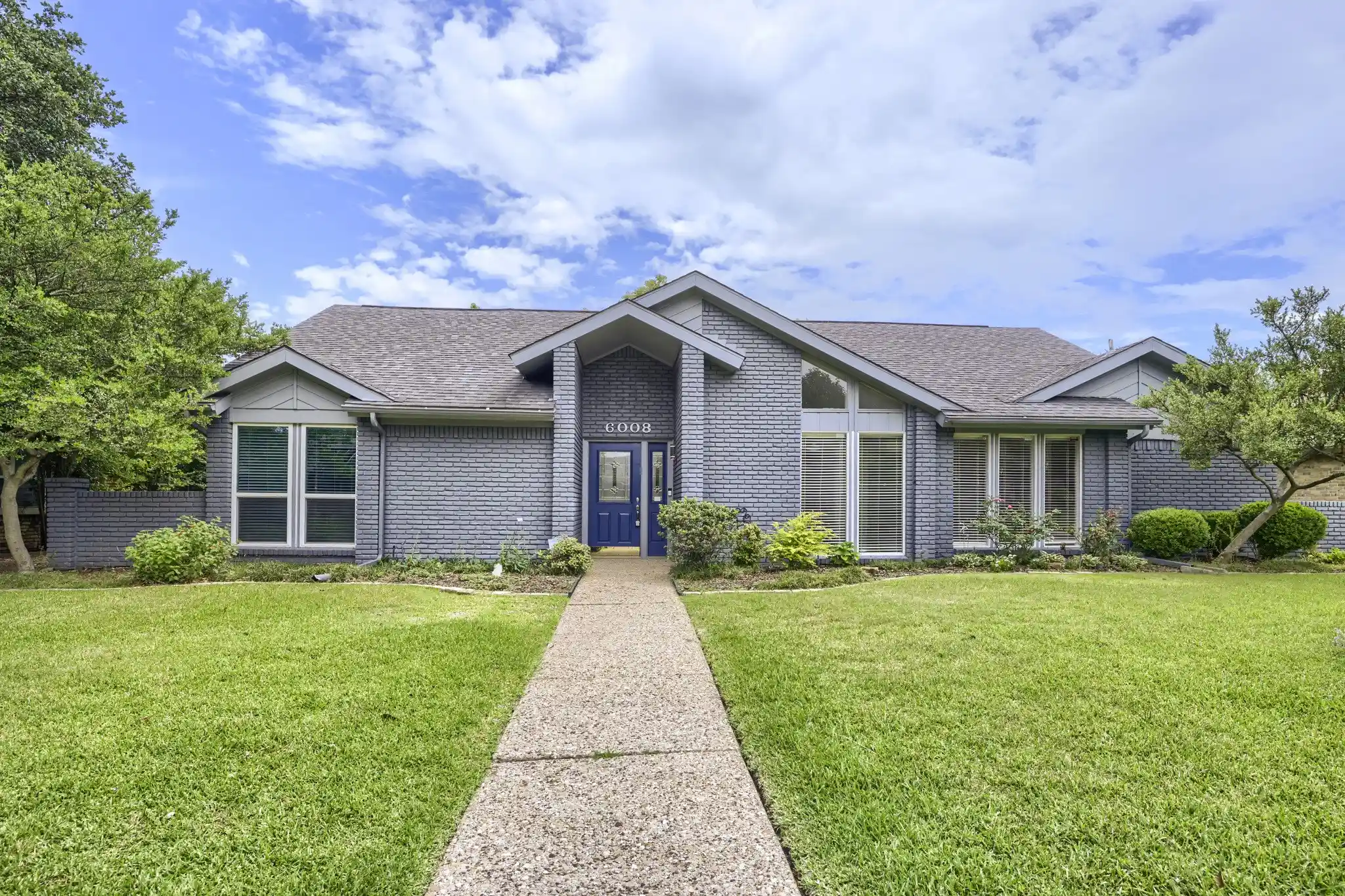 Photo 1 of Single family home for sale at 6008 Spring Flower Trl, Dallas, TX 75248 | MLS# 21168339 | Listing updated on 2026-10-26