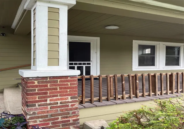 Photo 2 of Single family home for sale at 229 N Marlborough Ave, Dallas, TX 75208 | MLS# 21293643 | Listing updated on 2026-07-18