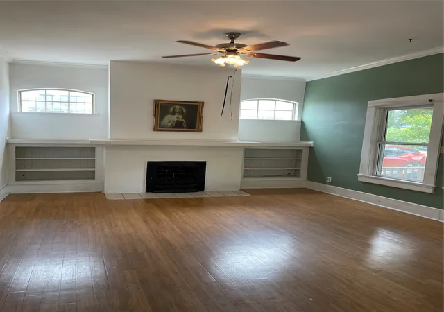 Photo 3 of Single family home for sale at 229 N Marlborough Ave, Dallas, TX 75208 | MLS# 21293643 | Listing updated on 2026-07-18
