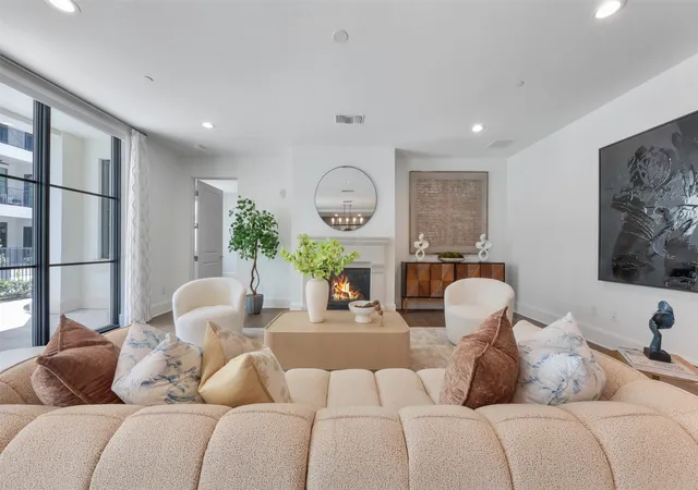 Photo 3 of Sale Pending at 5270 Town And Country Blvd #124, Frisco, TX 75034 | MLS# 21288045 | Listing updated on 2026-10-05