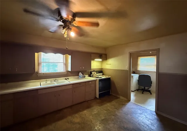 Single family home for sale at 317 Hurt St, Dublin, TX 76446 | MLS# 21293800 | Listing updated on 2026-09-22