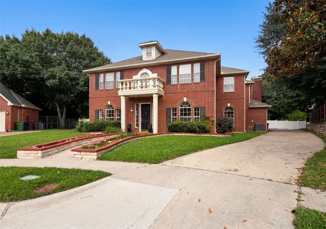 1st image of 2533 Vista Creek Ct, Garland, TX 75044 | MLS# 21293809