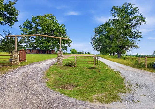 Photo 2 of Sale Pending at 1663 County Road 1405, Bogata, TX 75417 | MLS# 21293863 | Listing updated on 2026-08-25