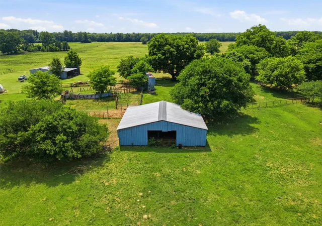Photo 3 of Sale Pending at 1663 County Road 1405, Bogata, TX 75417 | MLS# 21293863 | Listing updated on 2026-08-25