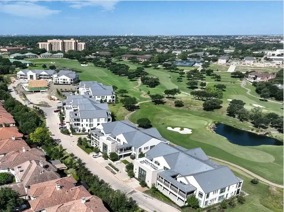 Listing Photo 1 - Condo for sale in 340 N Over Connor Ridge Blvd located at 340 N Over Connor Ridge Blvd, Irving, TX 75038 - Unit #11