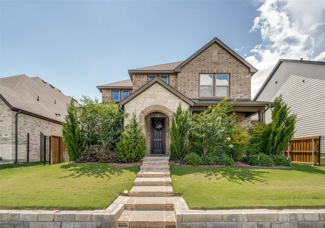 Photo 1 of Single family home for sale at 909 Almond Blossom Cir, Crowley, TX 76036 | MLS# 21293787 | Listing updated on 2026-07-15