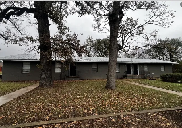 2nd image of 622 N Main St, Grand Saline, TX 75140 | MLS# 21293987