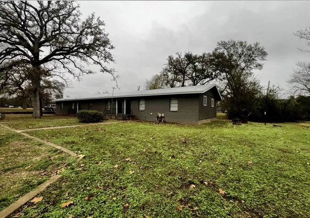6th image of 622 N Main St, Grand Saline, TX 75140 | MLS# 21293987