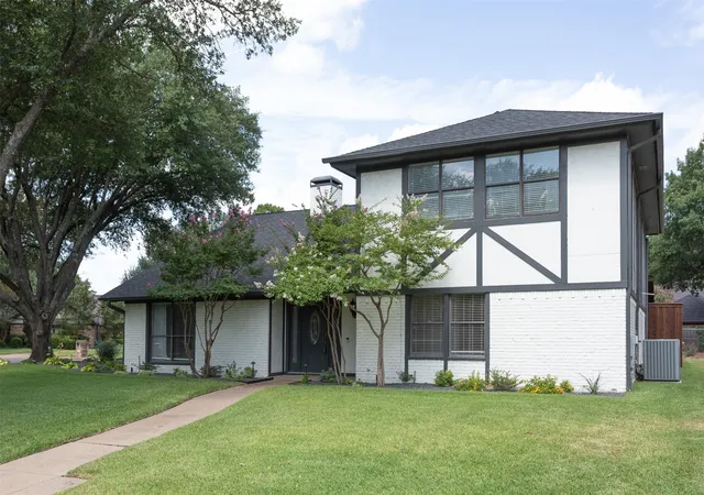 1st image of 1121 Augusta Ct, Mansfield, TX 76063 | MLS# 21292736