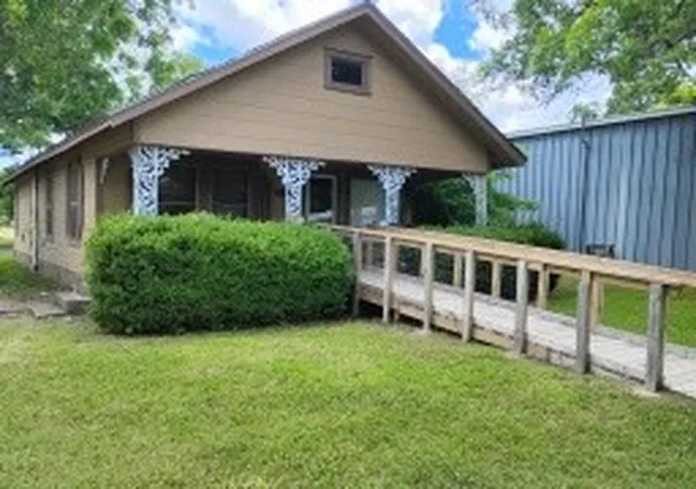 Homes for sale in Denison, TX | 624 W Morton St, Denison, TX 75020 | MLS# 21294045