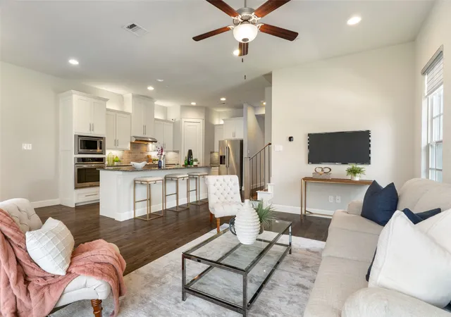 Homes for sale in Carrollton, TX | 1036 Gardenia St, Carrollton, TX 75007 | MLS# 21292450