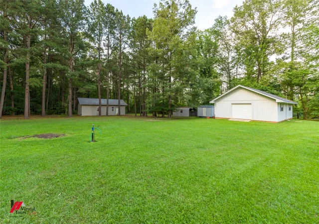 Photo 3 of Single family home for sale at 1580 Machen Dr, Springhill, LA 71075 | MLS# 21294061 | Listing updated on 2026-08-22