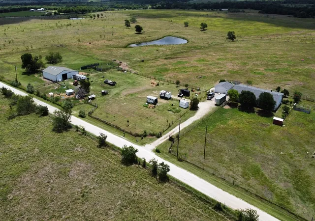 Homes for sale in Hubbard, TX | 1044 Hcr 3241, Hubbard, TX 76648 | MLS# 21293331
