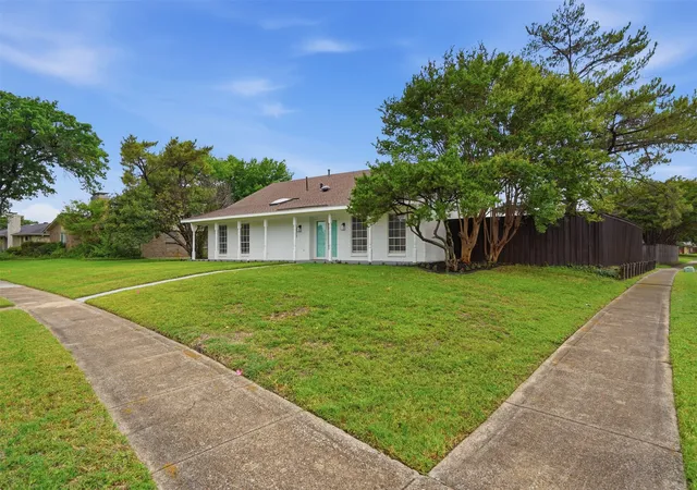 Photo 3 of Single family home for sale at 5017 Roundtable Ln, Garland, TX 75044 | MLS# 21294018 | Listing updated on 2026-07-28