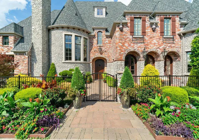 Photo 2 of Mansion for sale at 1719 Byron Nelson Pkwy, Southlake, TX 76092 | MLS# 21292694 | Listing updated on 2026-08-30