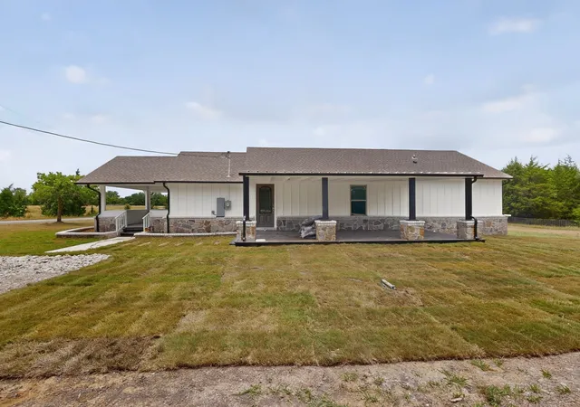 Photo 1 of Sale Pending at 6306 County Road 619, Farmersville, TX 75442 | MLS# 21293031 | Listing updated on 2026-07-17
