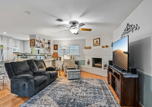 Photo 2 of Sale Pending at 724 Bedford Ct W, Hurst, TX 76053 | MLS# 21293784 | Listing updated on 2026-07-22