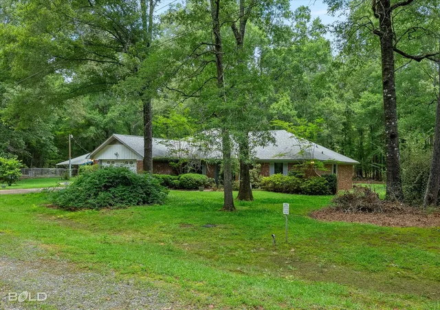 Photo 3 of Single family home for sale at 145 Cypress Grove Cir, Benton, LA 71006 | MLS# 21294134 | Listing updated on 2026-10-07