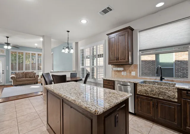 3rd image of 8221 Bayberry Ave, Lantana, TX 76226 | MLS# 21277450