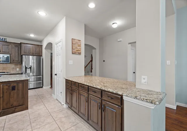 4th image of 8221 Bayberry Ave, Lantana, TX 76226 | MLS# 21277450