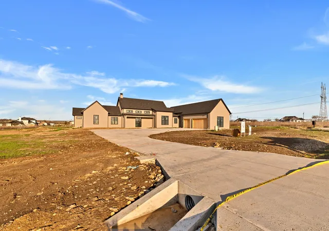 Homes for sale in Krum, TX | 7256 Tom Trails, Krum, TX 76249 | MLS# 21294156