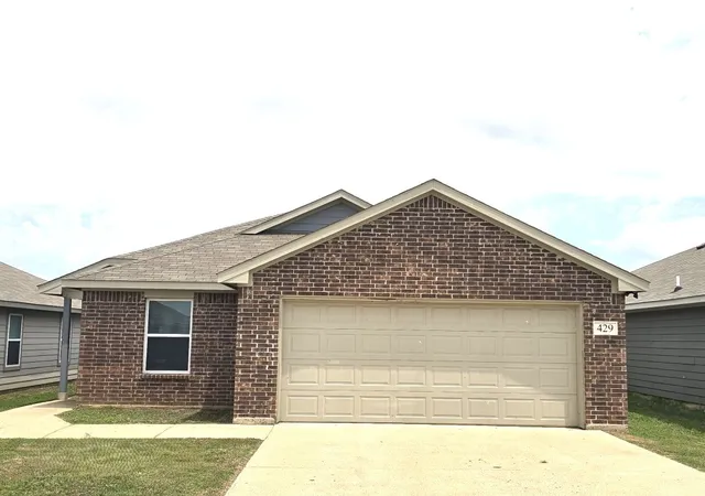 Photo 2 of Single family home for sale at 429 Shorty St, Mabank, TX 75147 | MLS# 21294193 | Listing updated on 2026-09-16